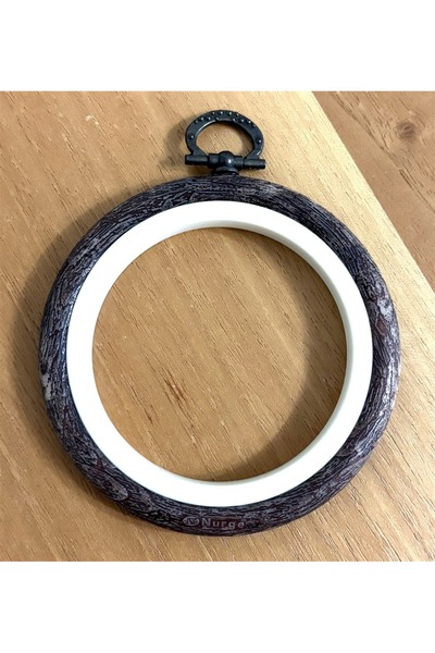 ÇeşitPınarı Ahşap Görünümlü Yuvarlak Çerçeve Kasnak 8 cm