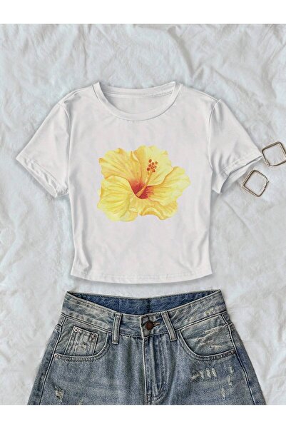 Velostra Women's Yellow Floral Printed Basic Daily Use Slim Fit T-Shirt