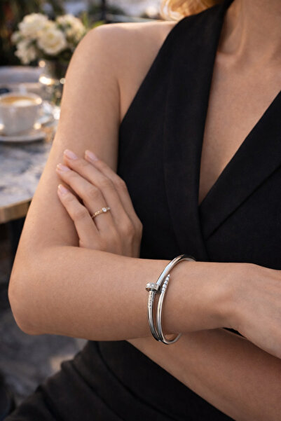 ŞIK VE MUTLU سوار من الفولاذ على شكل مسمار من طراز كيبل ميت