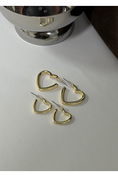 KİLİGİSTANBUL Set of 4 Heart Earrings