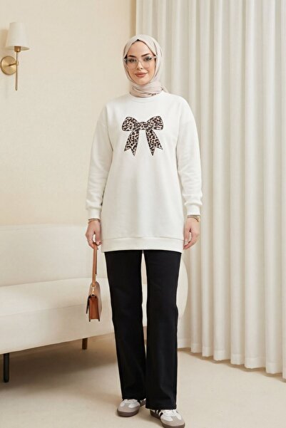 Modamorfo Χαλαρό τουνίκ με στρογγυλή λαιμόκοψη και στάμπα φιόγκου - εκρού