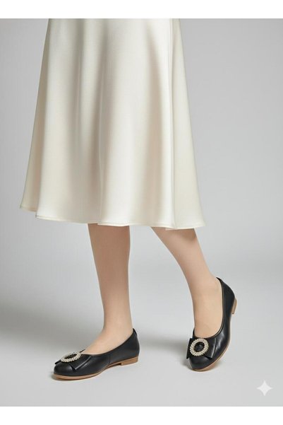 FEMME FATALE Stone Accessories and Bow Detail Folded Flat Shoes