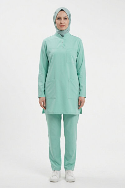 Pratik Medikal Bermuda Lycra Hijab Scrubs Doctor Nurse Uniform Set