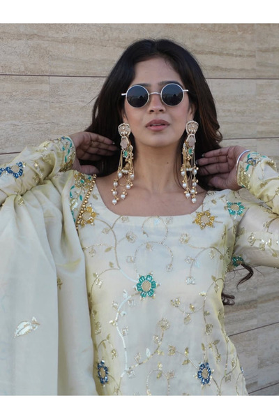 MYSMAR White Chinnon Salwar Kameez & Dupatta - HRT6365 | White