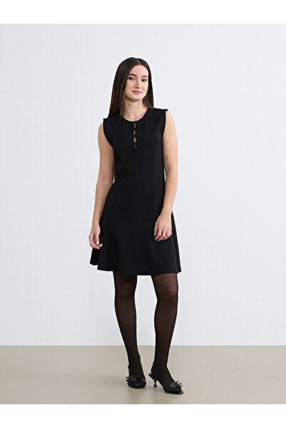 LC Waikiki Nevavm Farkıyla Soulife Black Petite Oval Neck A-Line Peplum Mini ...