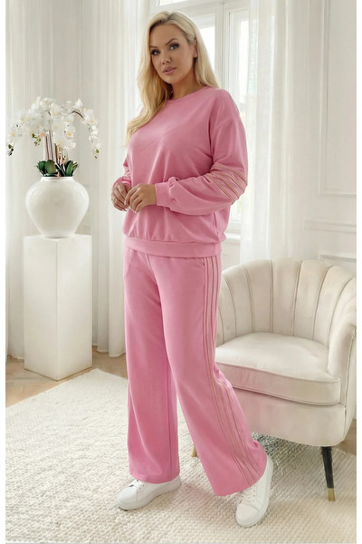 UniqueStore.ro Pink viscose suit with gold details