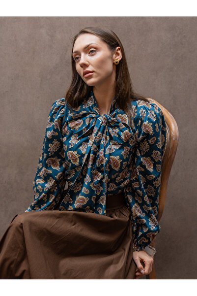 KÜÇÜĞÜM BUTİK Shawl Patterned Tie-Back Blouse
