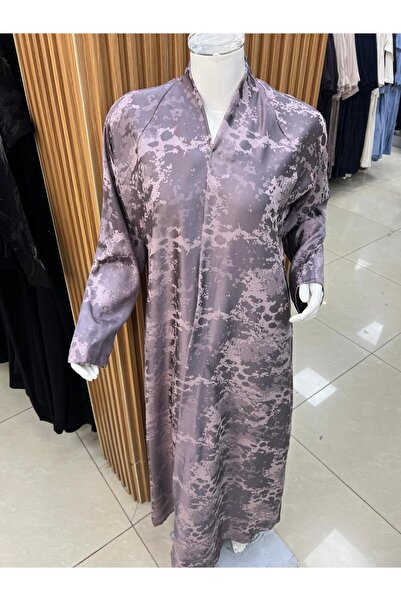 Korean A formal and elegant abaya with pleated details at the front and on th...