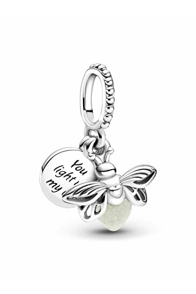 Pandora Talismane și agățătoare pentru femei