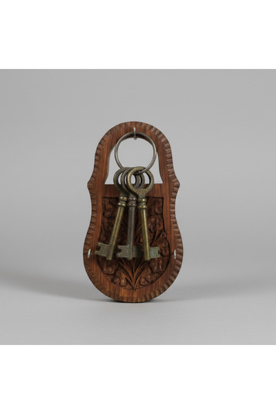 Kheyaal Handcrafted wooden key holder- Size 6x5 inch