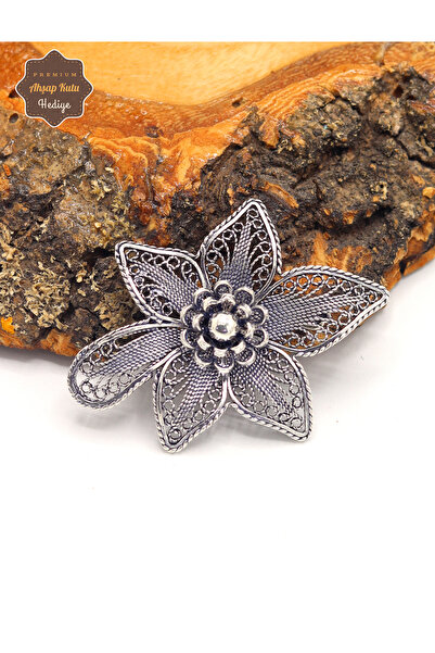 Midyat Nurtaş Gümüş Lotus Model Oksitli Telkari Gümüş Kadın Broş 201025190