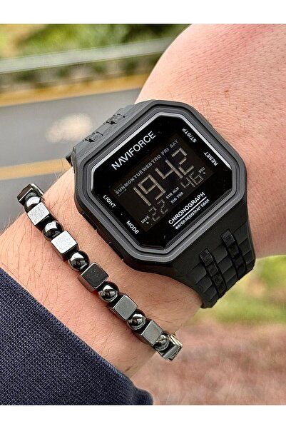 Naviforce Digital 5 Atm Waterproof Lighted Wrist Watch