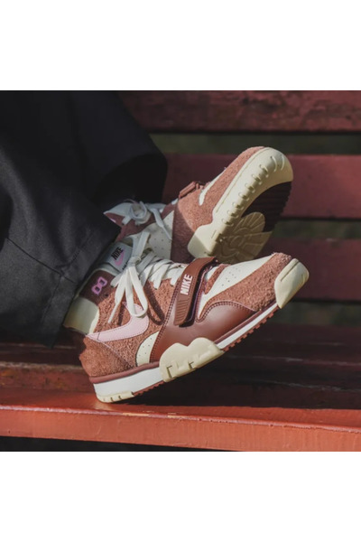 Nike Air Trainer 1 Valentines Day
