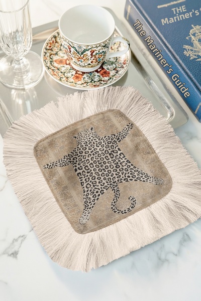 Evimde Bambaşka منديل تقديم فاخر بتصميم الفهد مع حواف مزخرفة باللون البني - م...