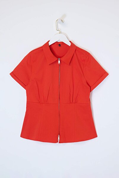 Trendyol Curve Red Short Sleeve Functional Zippered Woven Oversized Shirt Tbb...