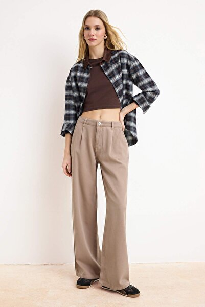 ترينديول كوليكشن جينز تينسل ممزوج بخصر مرتفع أرجل واسعة من تا شيت دوبل يو إس ...