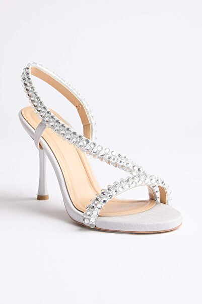 TRENDYOL SHOES Sive kamene detaljne ženske klasične cipele na petu 9,5 cm TAK...