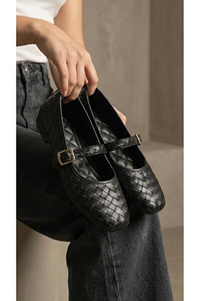 Beyond Kadın Siyah Tokalı Örgü Desenli Mary Jane Babet Ayakkabı 1cm BYNDBTG01