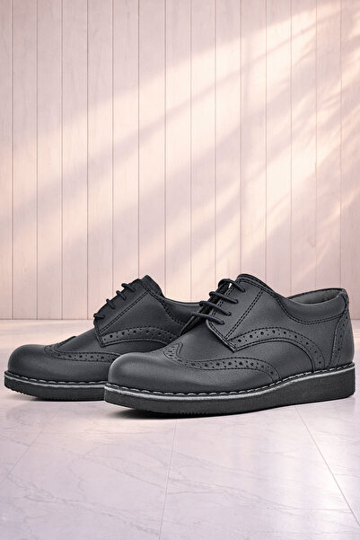 Rakerplus Класически момчешки обувки Hidra с черни матови връзки