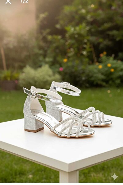 SGF KIDS Сребърни плетени, инкрустирани с скъпоценни камъни, вечерни обувки с...