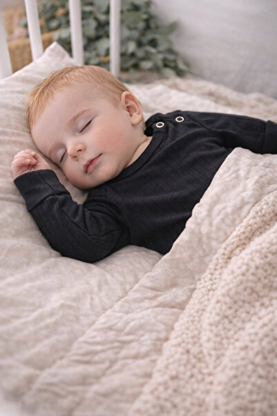 Baby Boroosh Bebekle Büyüyen Esnek Uzun Kollu Siyah Bebek Zıbın - Çıtçıtlı Body