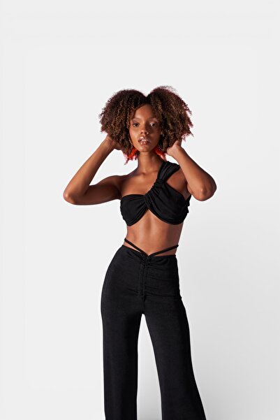 HOLLY LOLLY Beatrice Crop Black