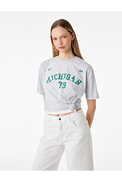 Koton Μπλουζάκι με κοντό μανίκι με λαιμόκοψη με τύπωμα