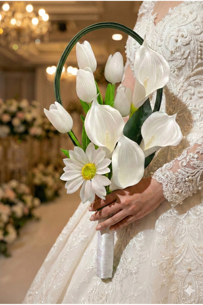 alreef geft مسكة عروس صناعية من زنابق الكالا والتوليب والأقحوان (ديزي)