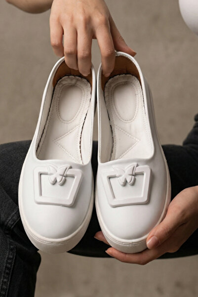 Beyond Balerini din piele alb, moderni, cu cataramă, pentru femei BYNDBYZ01