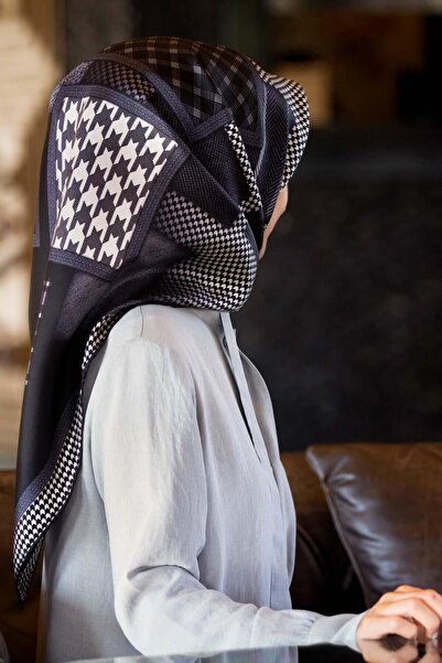 Vissona 100% Twill μεταξωτό κασκόλ με καρό σχέδιο σε μαύρο - γκρι χρώμα 90x90...