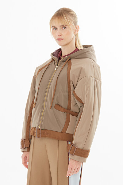 GİZİA Toka Detaylı Kısa Şişme Mont