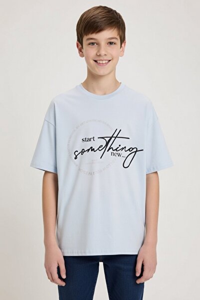 Cansın Mini Μπλουζάκι με κέντημα με μπλε γράμματα με στάμπα για αγόρια με λαι...