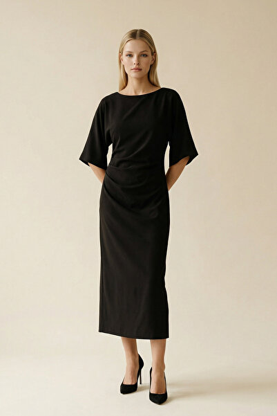 Setre Μαύρο φόρεμα με μανίκια και λεπτομέρεια στο γιακά, σε ιδανική εφαρμογή,...