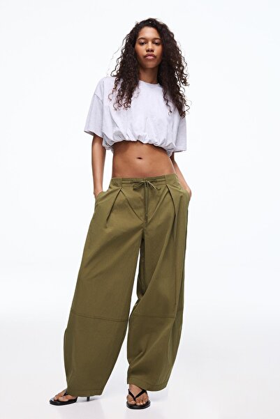 Bershka Pili teknik pantolon