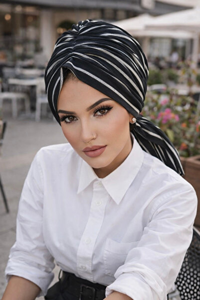 Aişe tesettür Siyah Çizgili Köpük Tokalı Bone