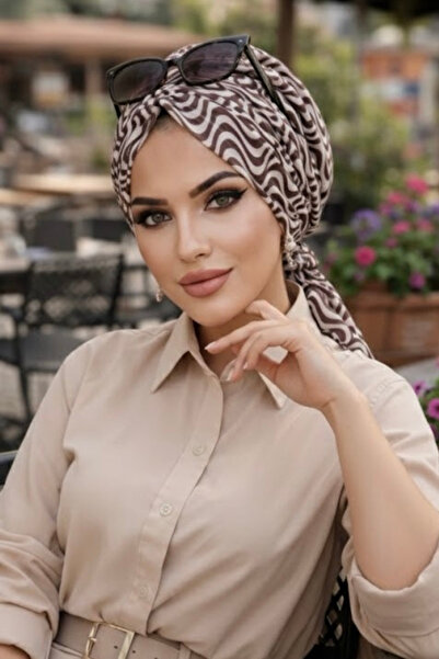 Aişe tesettür Καπέλο με αγκράφα από τούλι με σχέδιο καφέ σπιράλ
