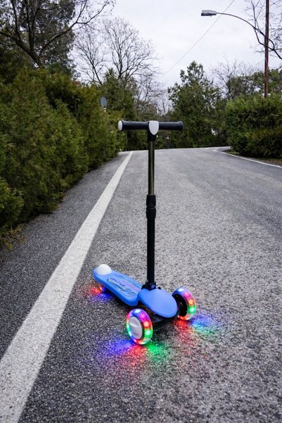 POZART Scooter New Pro 3-Wheeled with Led Lights, 3 Stages, 0kg Carrying Capacity, 3+ Years Old