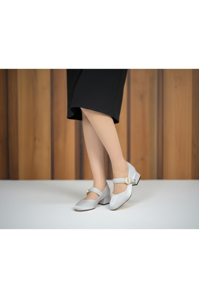 lolaz أحذية يومية كلاسيكية