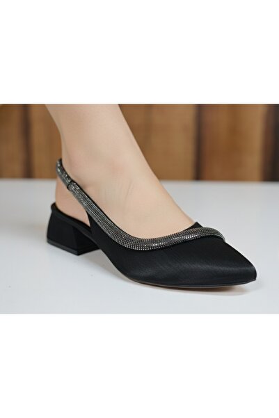 lolaz Classic Casual Shoes