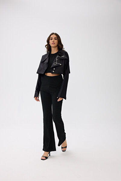 Çiçek ve taş detaylı oversize saten crop ceket
