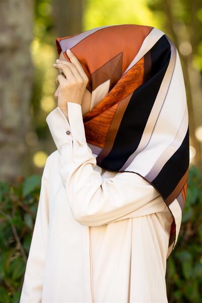Vissona 100% twill silk textured and geometric patterned black - taba colored...