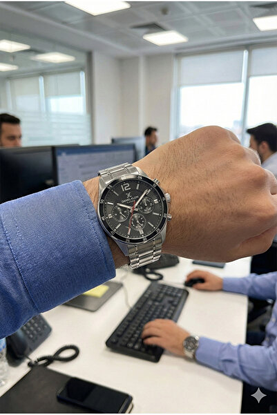 Daniel Klein Erkek Gümüş Renk Siyah Kadranlı Takvimli Klasik Metal Kol Saati ...