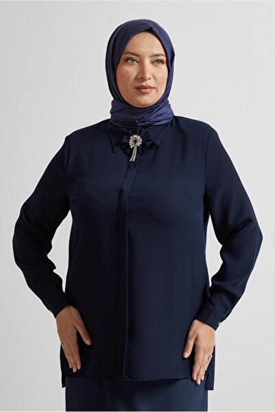 Alvina تونيك بتفاصيل بروش مقاس كبير 20752