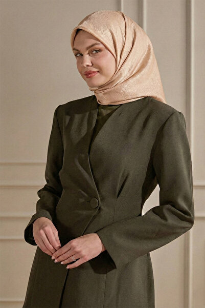 SilkTouch وشاح ذهبي بلون العنبر