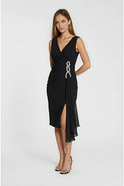 Spazio İnelda Kruvaze Yaka Bel Aksesuar Detaylı Midi Abiye Elbise SİYAH