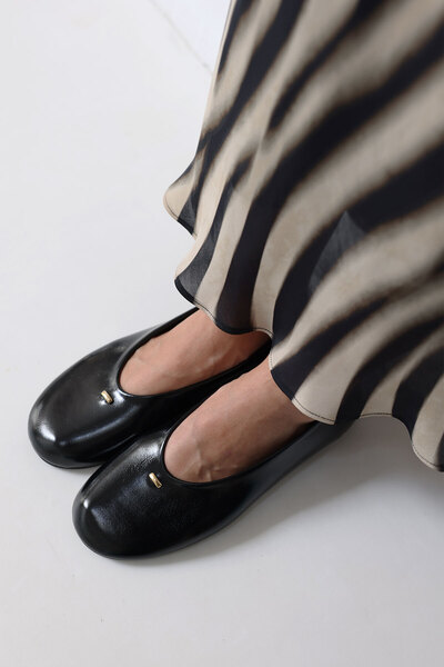 LUTVELIZADE Babet 2604 - Balerini negri pentru femei cu detaliu accesoriu la ...