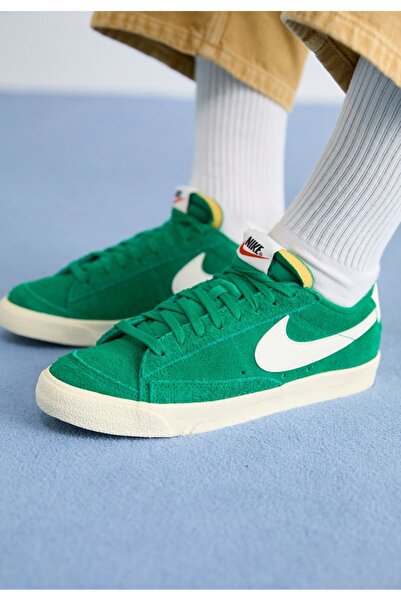 Nike W Blazer Low 77 WNTG - FQ8060-300