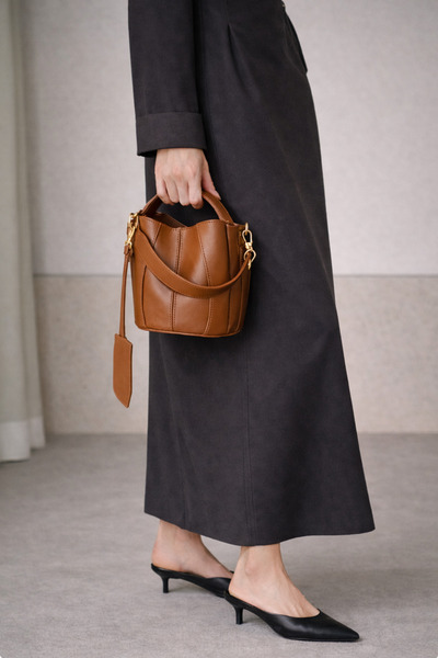 mèche atelier since 2024 حقيبة يد وكتف نسائية من كاتي باللون البني