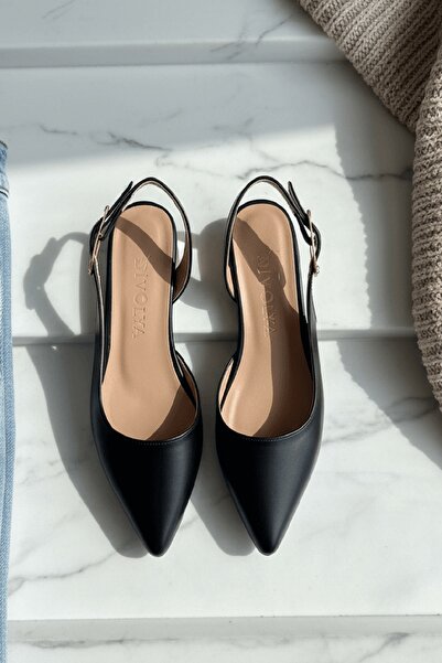 DİVOLYA Metua Siyah Cilt Yanı Tıkalı ( 2 cm Topuklu ) Sivri Burun Ayakkabı