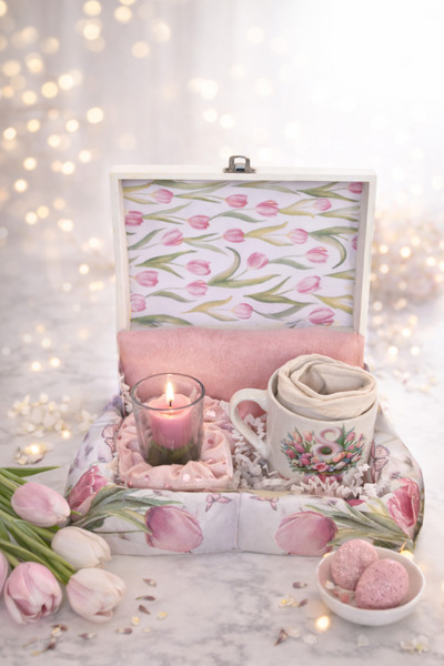 NODITTUDE 🌷 Cutie Cadou „Lalele în Dar”